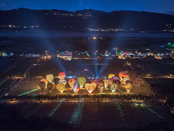 Hot air balloon competition
