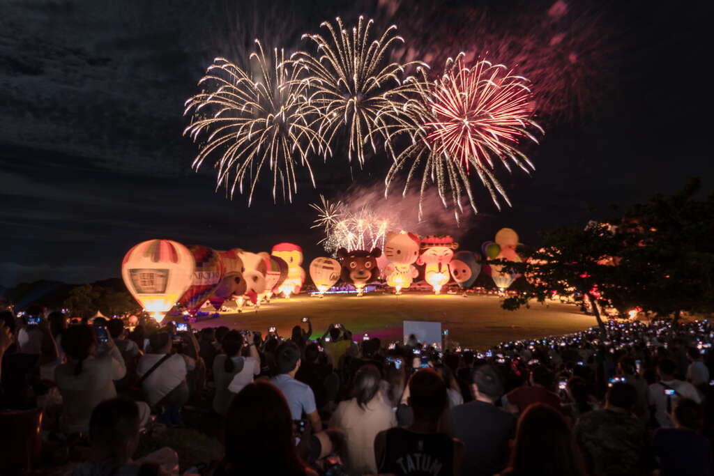 2023熱氣球開幕光雕音樂會